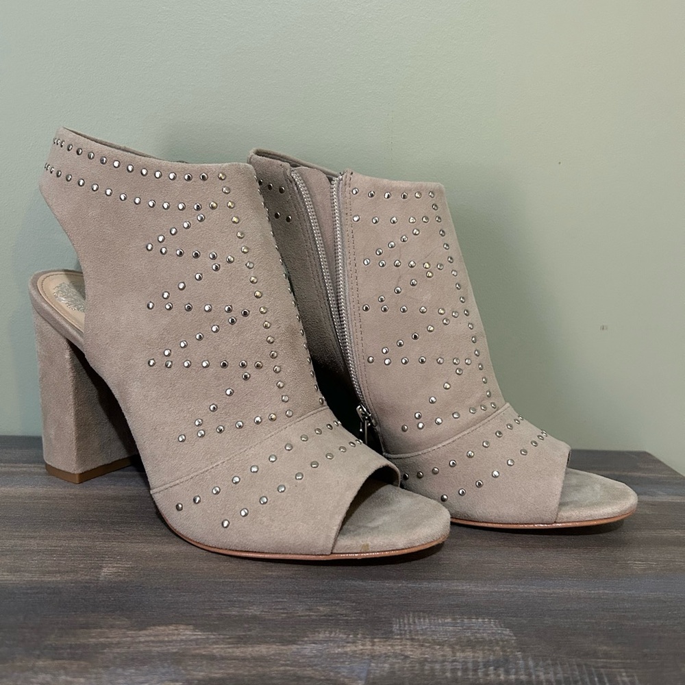 Vince Camuto Heels